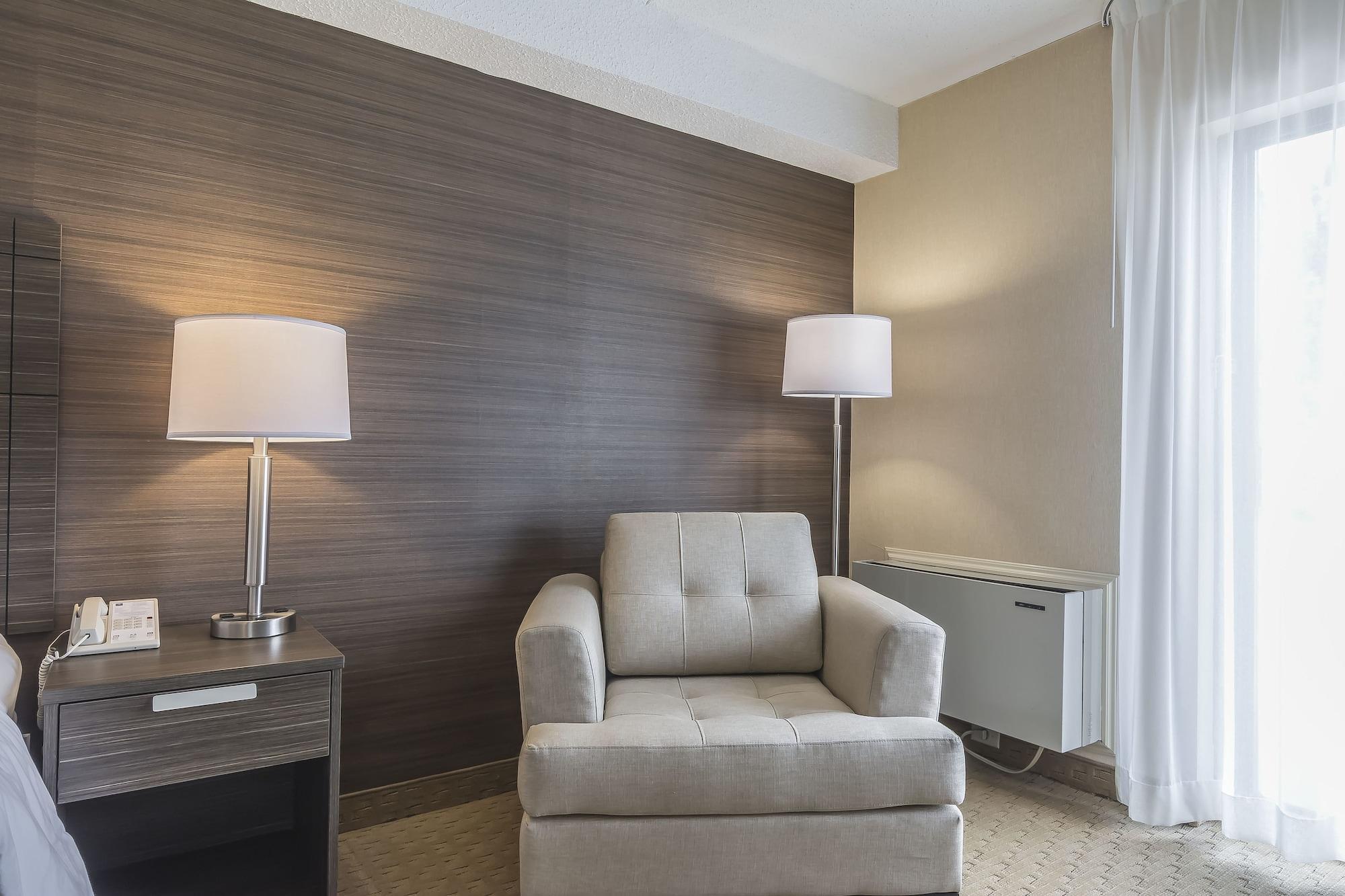 Comfort Inn Lévis Екстериор снимка