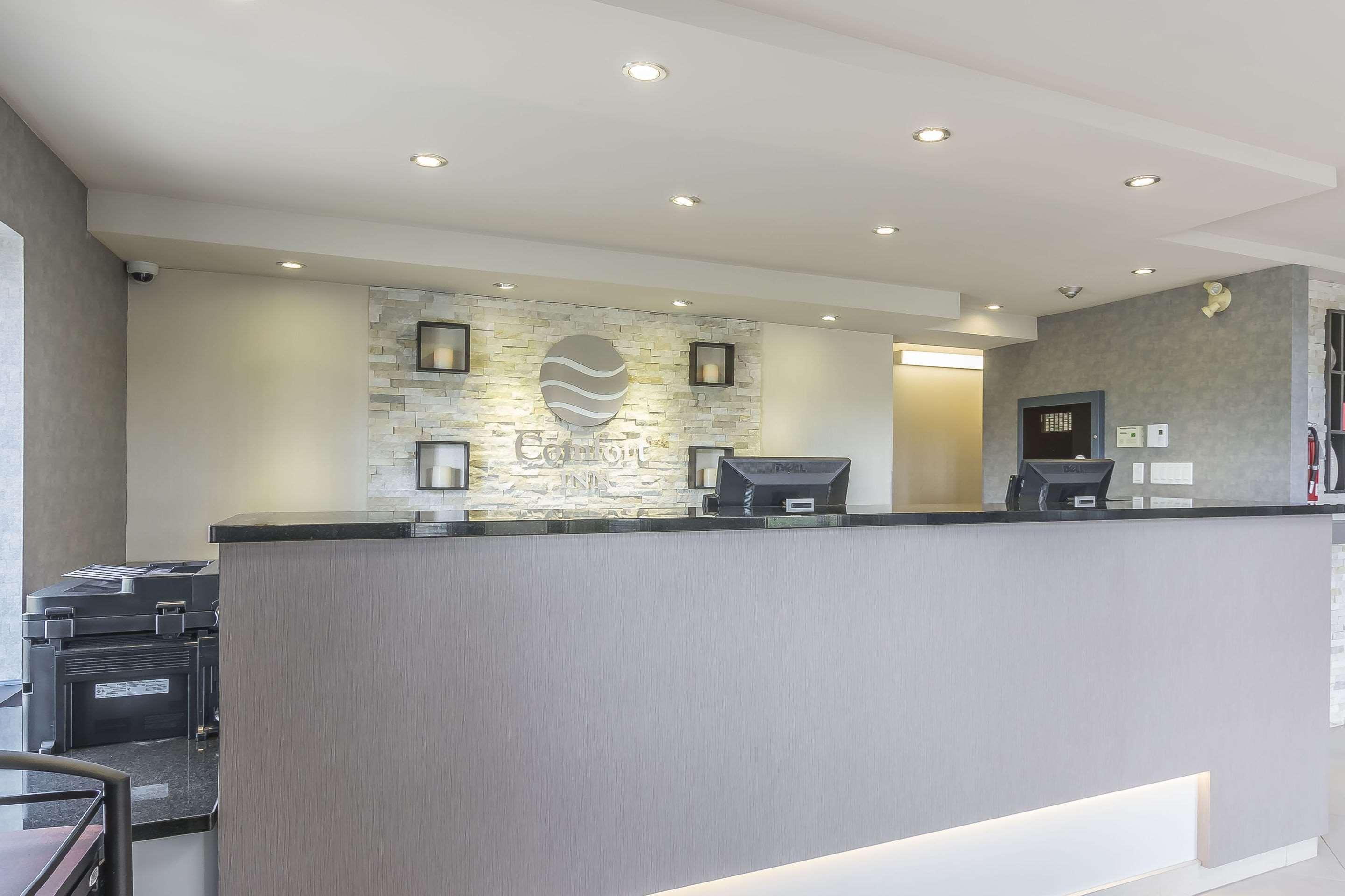 Comfort Inn Lévis Екстериор снимка