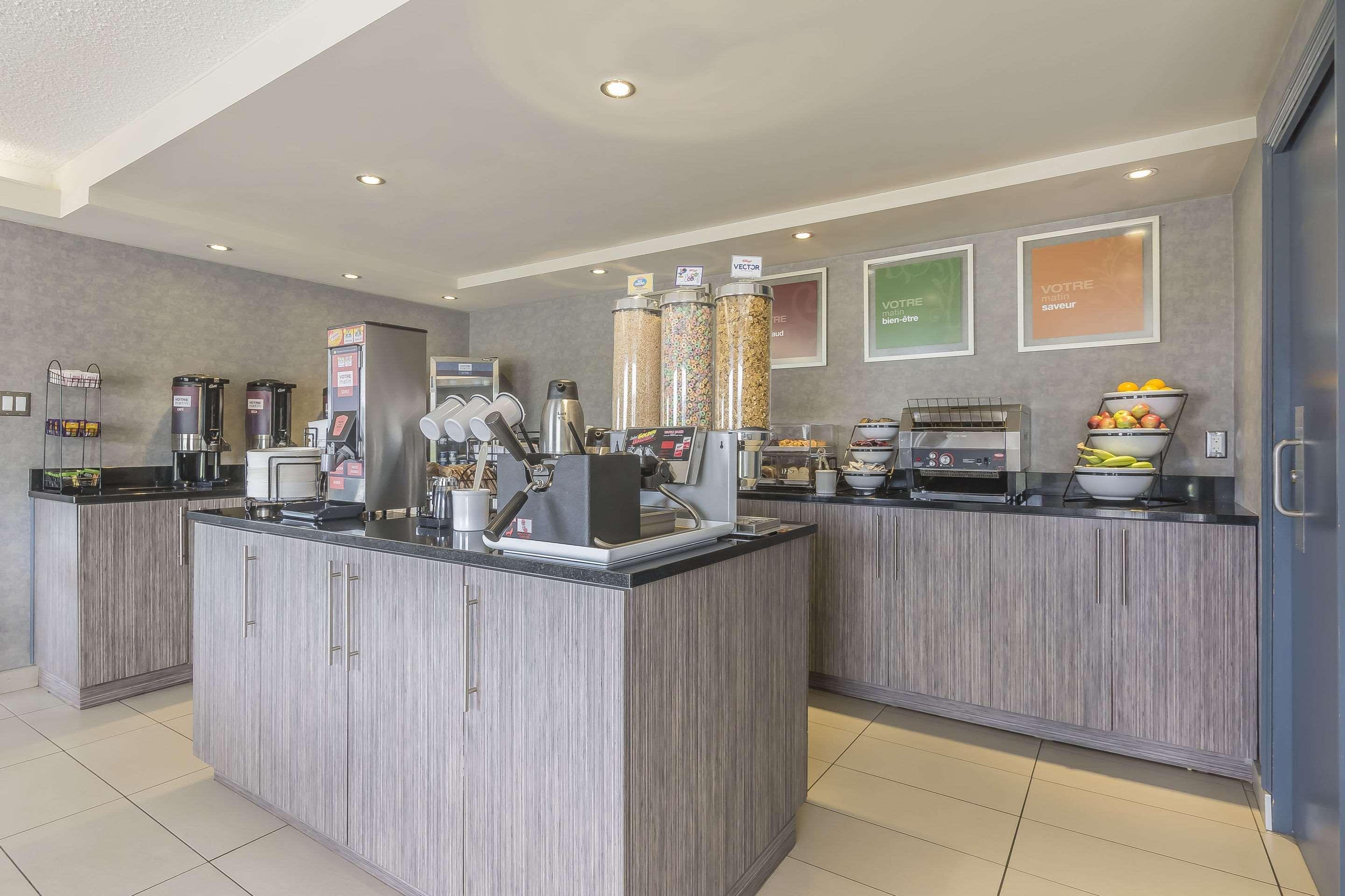 Comfort Inn Lévis Екстериор снимка