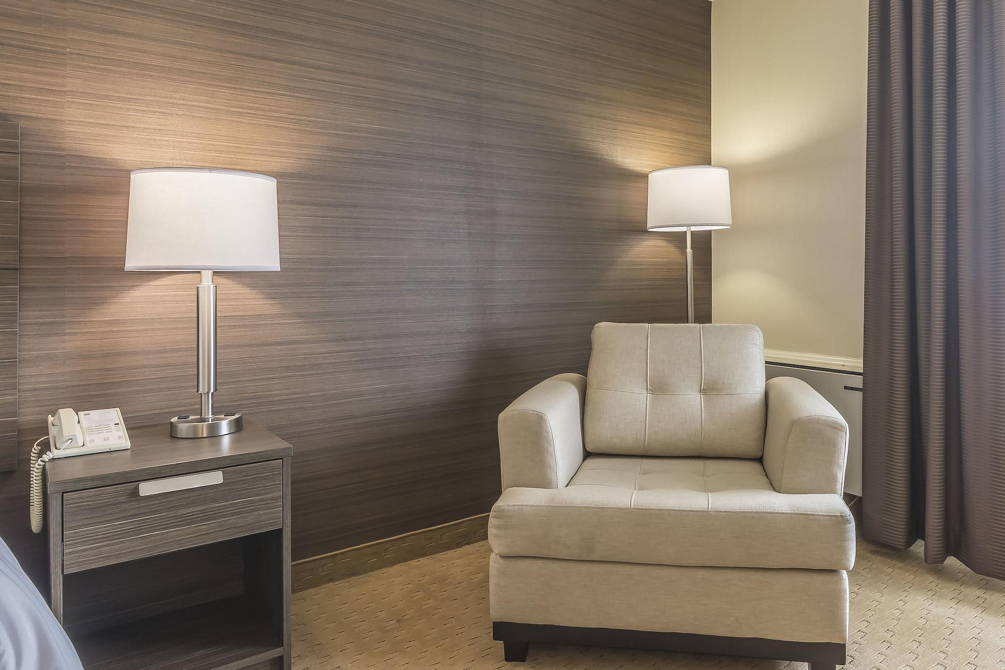 Comfort Inn Lévis Екстериор снимка