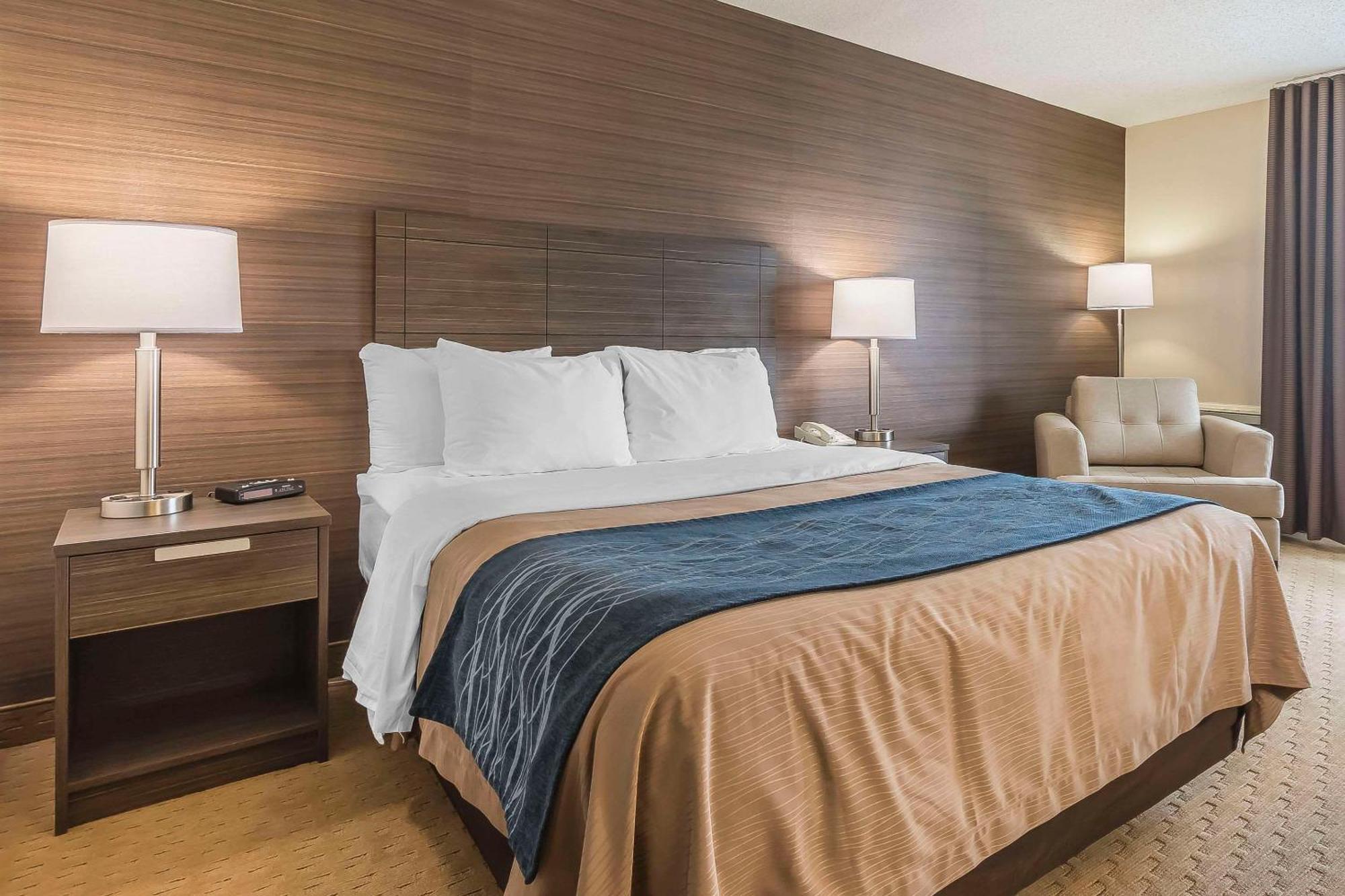 Comfort Inn Lévis Екстериор снимка