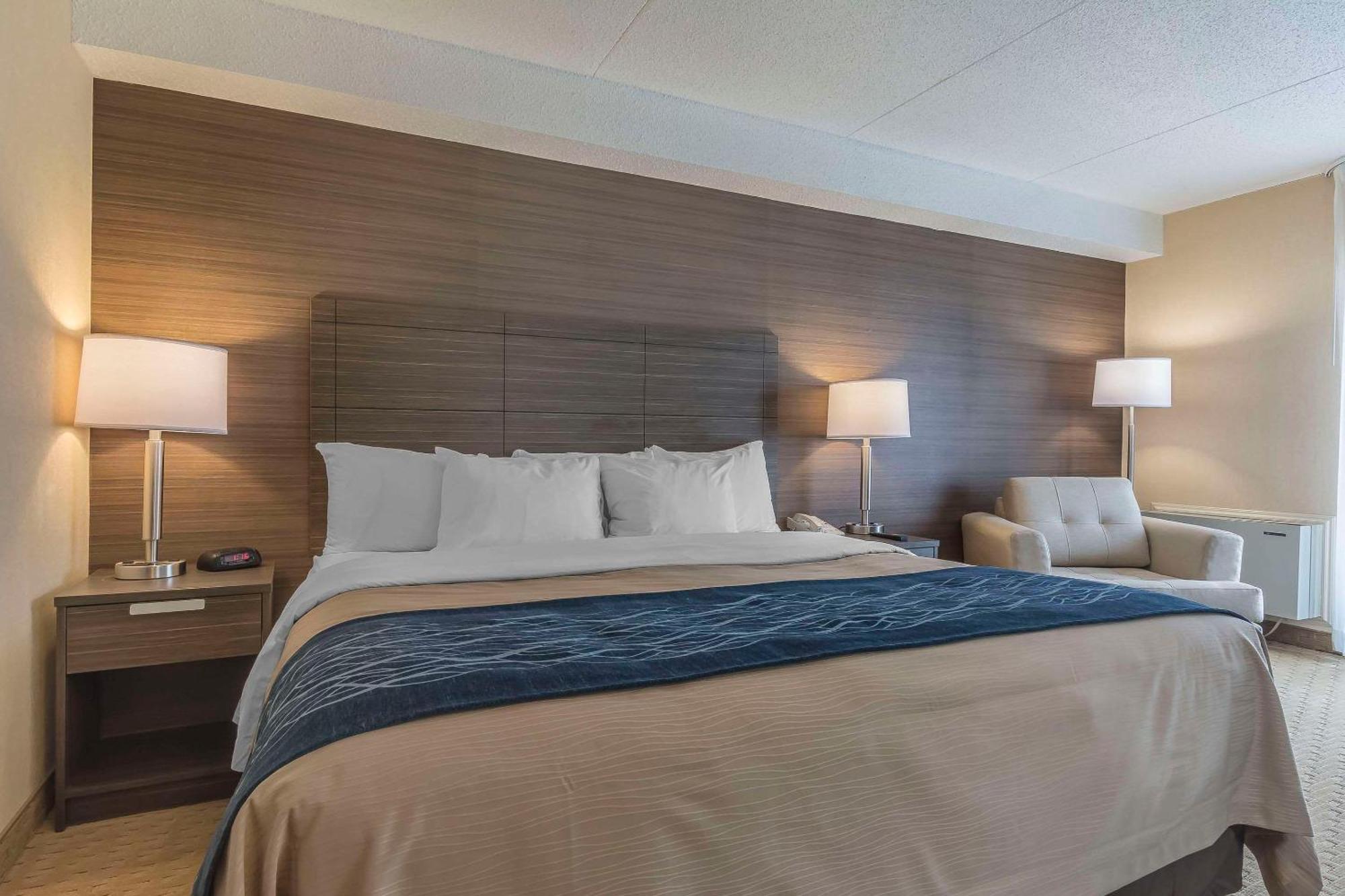 Comfort Inn Lévis Екстериор снимка